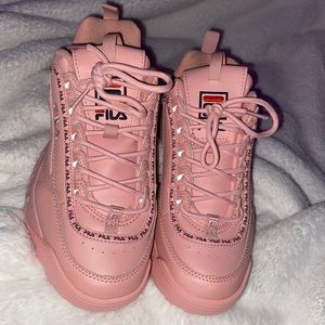 Light pink fila disruptor 2.